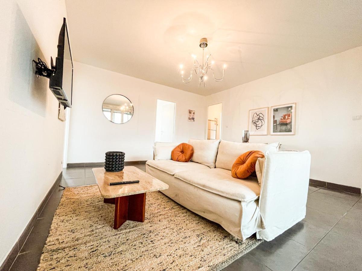 Suite Fanette Venissieux Exterior photo