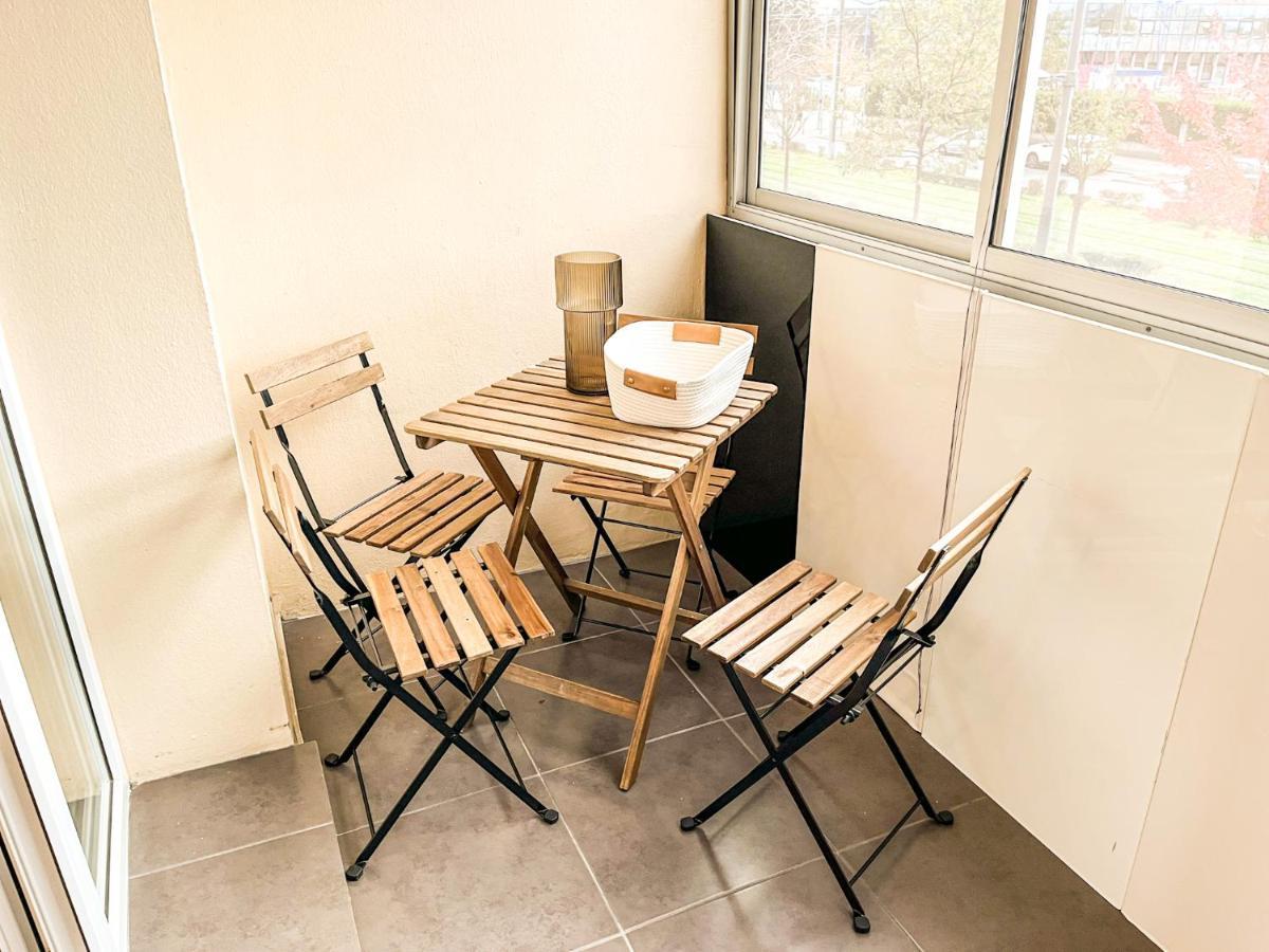 Suite Fanette Venissieux Exterior photo