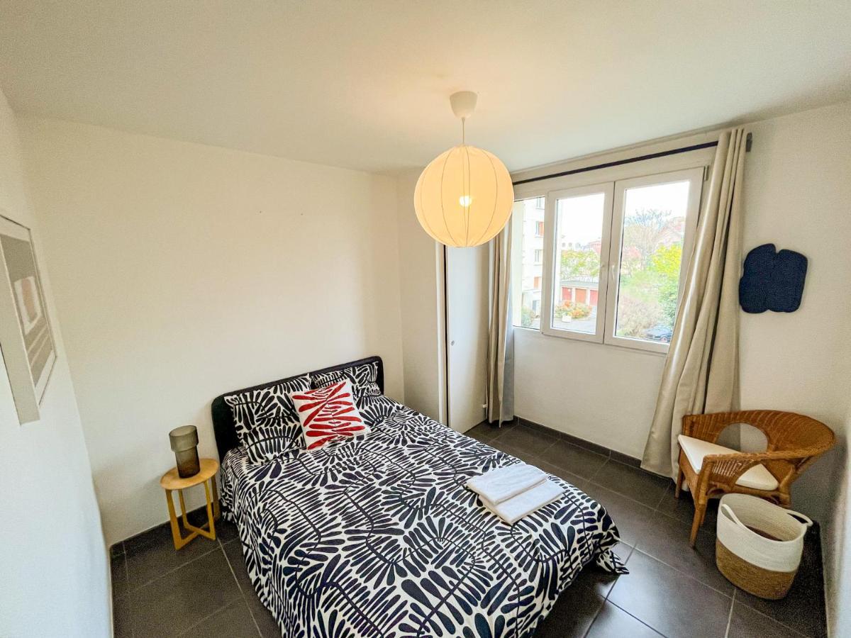 Suite Fanette Venissieux Exterior photo