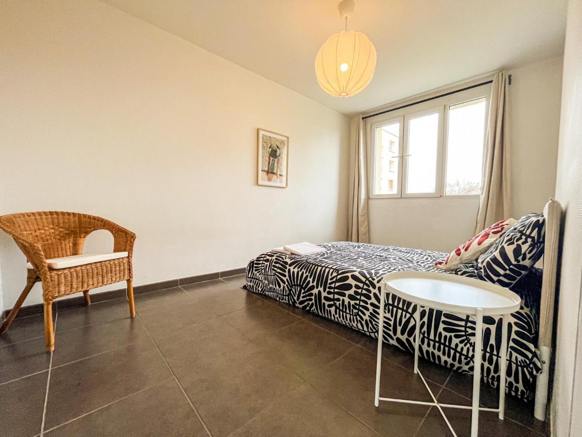 Suite Fanette Venissieux Exterior photo
